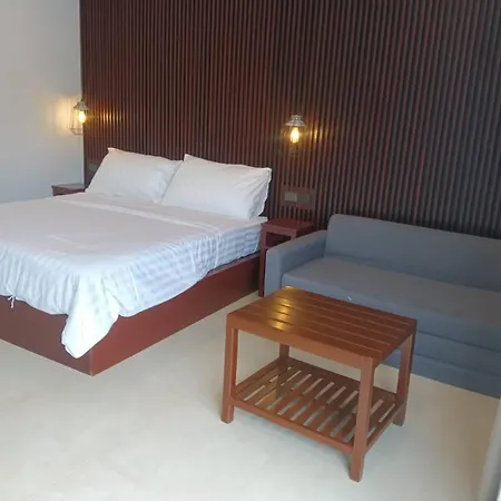 Beach House By Rose Massage Nai Thon Beach Exterior photo